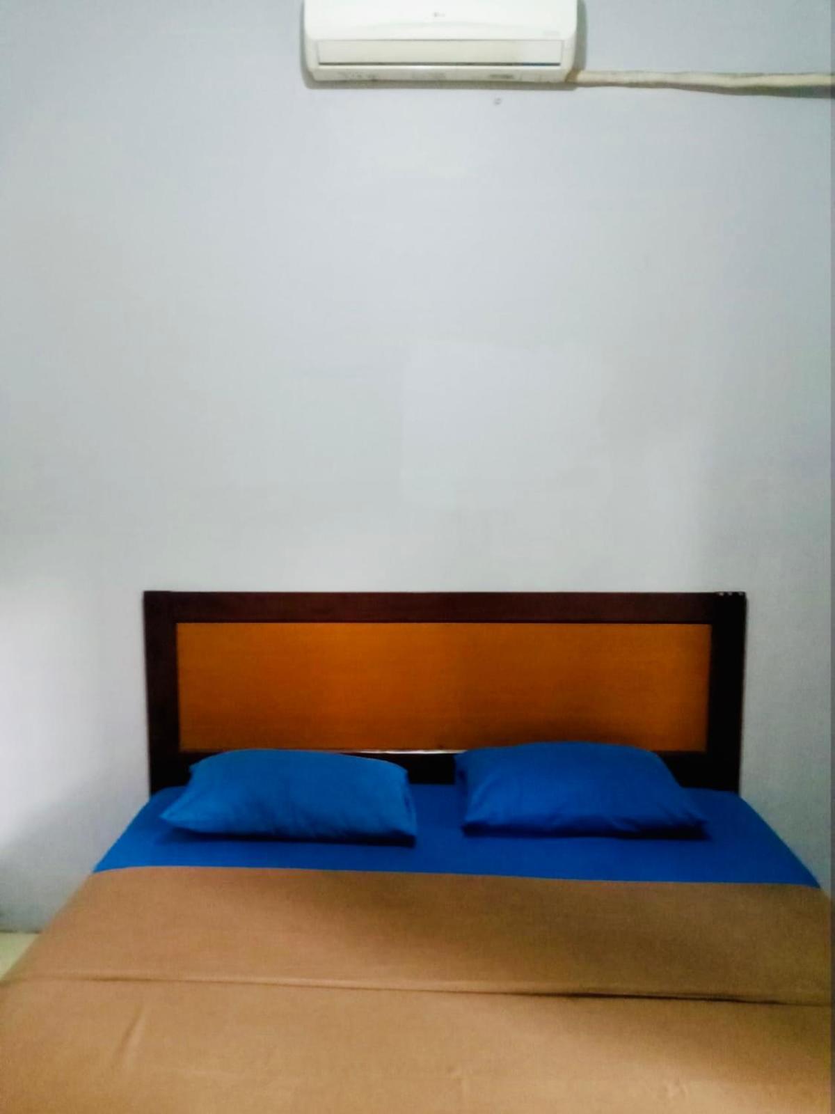 Tw Penginapan Tjiandjur Exterior foto
