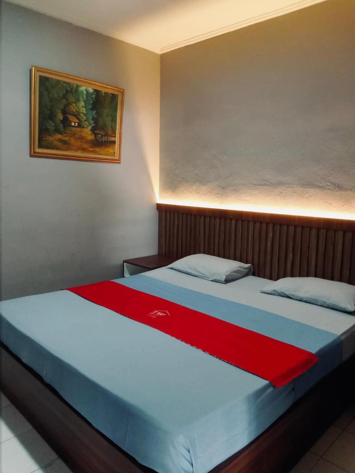 Tw Penginapan Tjiandjur Exterior foto